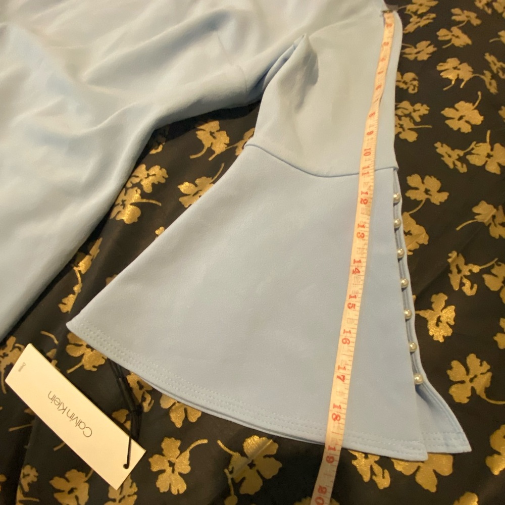 NWT Calvin Klein Bell Sleeve Sheath Dress Blue with Pearl Accents / Size 4 - Picture 15 of 16